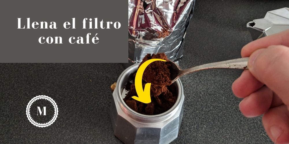 Cómo hacer café en cafetera Italiana - Paso 3